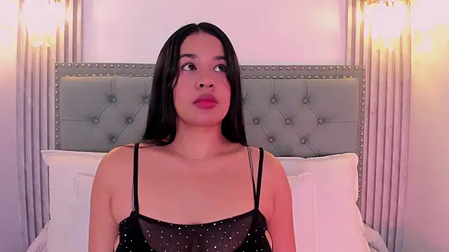 Aitana98  online show from February 15, 11:14 pm