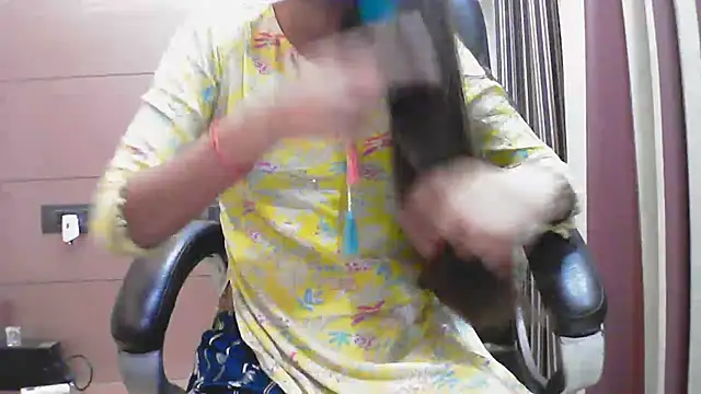 Snapshot of collage_hoty chatting on September 30, 4:56 pm collage hoty online show from September 30, 4:56 pm