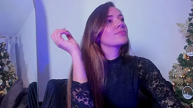 Snapshot of camilawm19 chatting on December 25, 10:50 am camilawm19 online show from December 25, 10:50 am