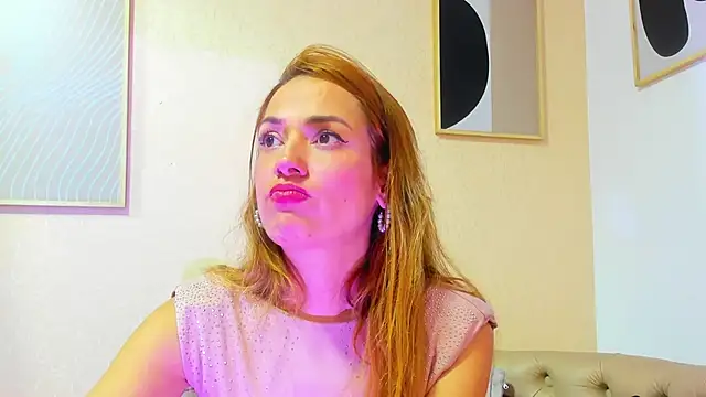 Snapshot of camilawm19 chatting on March 15, 5:52 am camilawm19 online show from March 15, 5:52 am