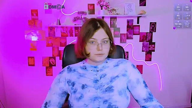 nikole kitt online show from April 10, 7:07 pm