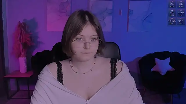 nikole kitt online show from April 20, 7:04 pm