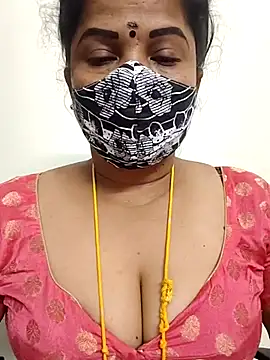 Snapshot of gaurika18 chatting on May 18, 12:55 pm gaurika18 online show from May 18, 12:55 pm