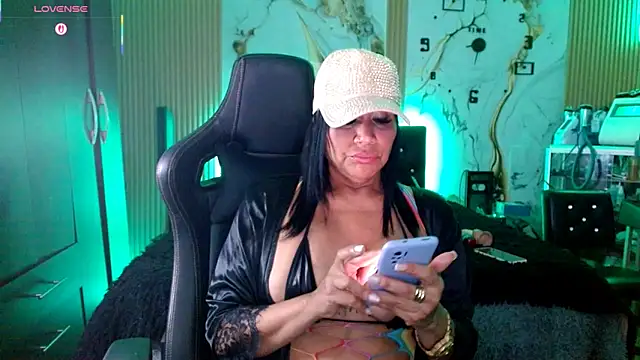 Demion prince online show from April 24, 12:35 am