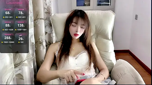 Snapshot of NINIbaby-99 chatting on January 7, 8:52 pm NINIbaby-99 online show from January 7, 8:52 pm