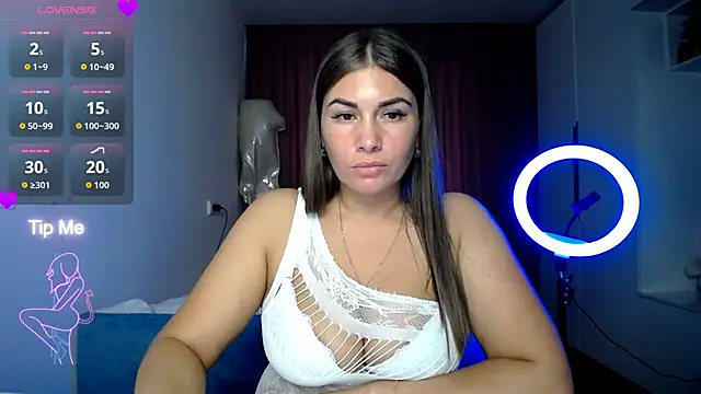 Snapshot of LinaSparks chatting on March 18, 2:20 pm LinaSparks online show from March 18, 2:20 pm