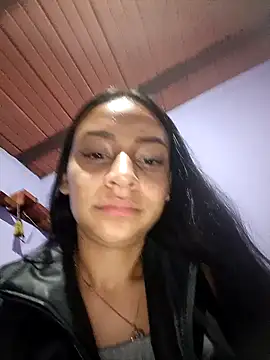 Snapshot of emma_ambar chatting on February 10, 12:30 am emma ambar online show from February 10, 12:30 am