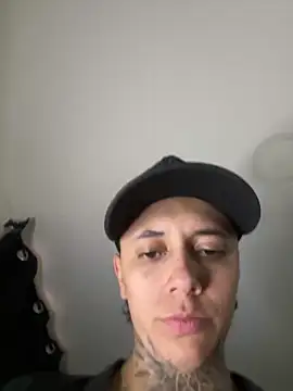  PhillipBrown online show from December 9, 9:05 pm