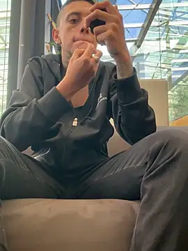  PhillipBrown online show from February 15, 1:16 pm