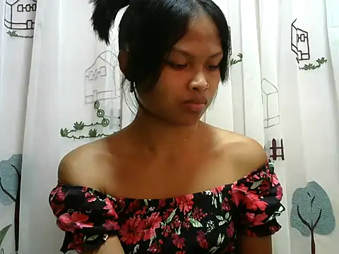 Snapshot of Rakonalie chatting on February 6, 10:26 am Rakonalie online show from February 6, 10:26 am