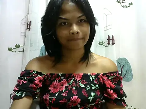 Snapshot of Rakonalie chatting on February 7, 8:33 am Rakonalie online show from February 7, 8:33 am