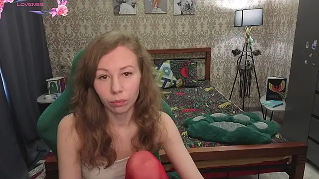 Lill Mary online show from March 1, 3:19 am