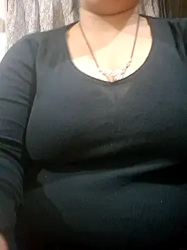 Snapshot of Bbw_Juice_Wife chatting on December 11, 11:19 am Bbw Juice Wife online show from December 11, 11:19 am