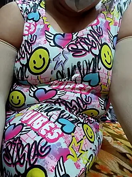 Snapshot of Bbw_Juice_Wife chatting on February 18, 11:44 am Bbw Juice Wife online show from February 18, 11:44 am