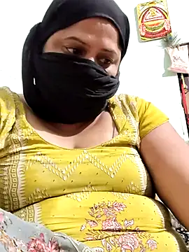 Snapshot of Bbw_Juice_Wife chatting on September 13, 1:00 pm Bbw Juice Wife online show from September 13, 1:00 pm