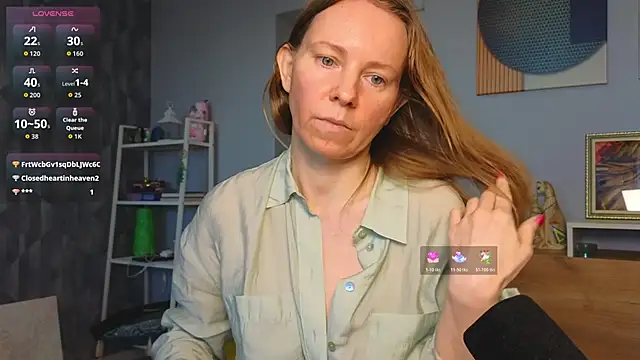 Snapshot of JanePearl chatting on June 3, 5:32 am JanePearl online show from June 3, 5:32 am