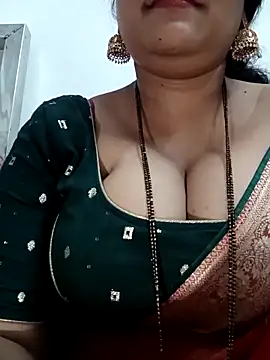 Nyra-23 online show from November 9, 11:30 am