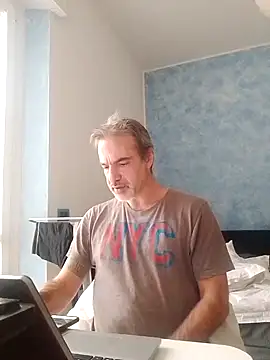 Snapshot of Marcolino183 chatting on January 21, 2:59 pm Marcolino183 online show from January 21, 2:59 pm