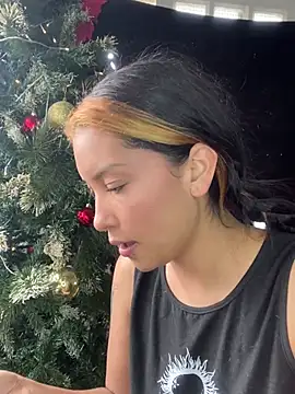 Snapshot of baby_lizy chatting on December 28, 7:54 pm baby lizy online show from December 28, 7:54 pm