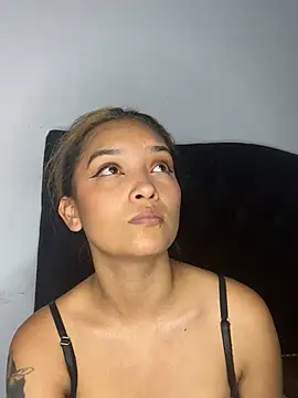 Snapshot of baby_lizy chatting on January 31, 10:21 pm baby lizy online show from January 31, 10:21 pm