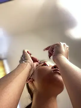 baby lizy online show from April 22, 8:54 pm