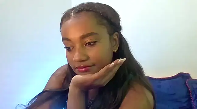 Snapshot of Behla_rouseh chatting on February 17, 2:04 pm Behla rouseh online show from February 17, 2:04 pm