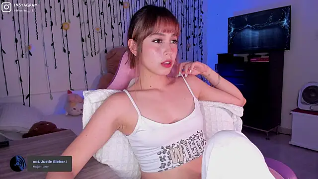 alice guerin  online show from January 12, 5:34 am