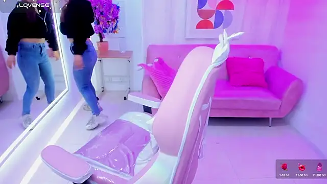 Snapshot of Gabby_evanns chatting on September 19, 8:38 am Gabby evanns online show from September 19, 8:38 am