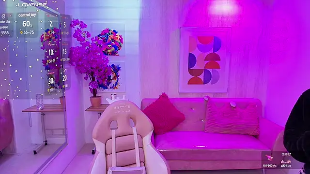 Snapshot of Gabby_evanns chatting on October 7, 12:02 pm Gabby evanns online show from October 7, 12:02 pm