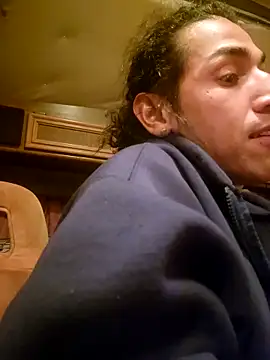 LargeDominoes online show from March 22, 9:23 am