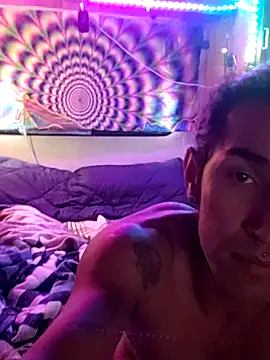 LargeDominoes online show from April 22, 5:47 pm