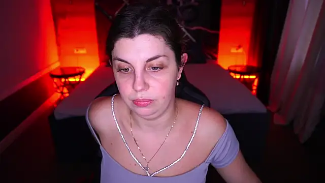 MirandaWong online show from November 5, 6:46 am