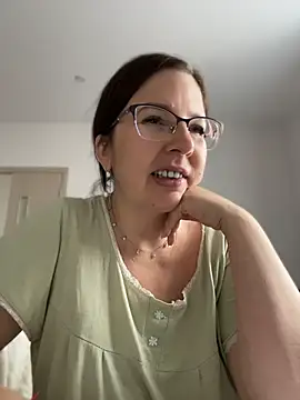 Snapshot of B_Bonya_m chatting on June 30, 4:02 am B Bonya m online show from June 30, 4:02 am