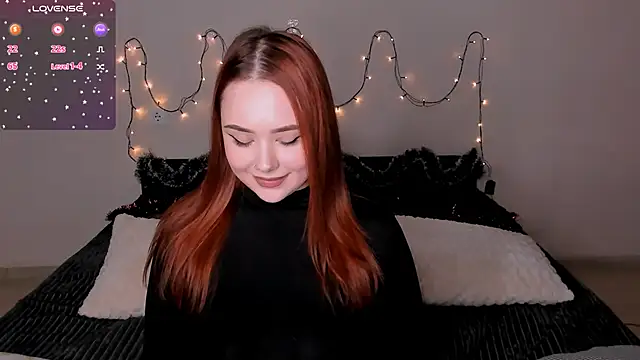 LittleKiitten online show from December 21, 2:58 pm