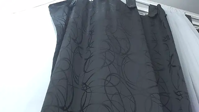 Kitten Hot  online show from March 7, 8:11 am