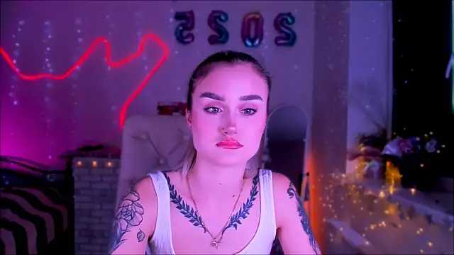  Ravenaa online show from January 28, 1:49 pm