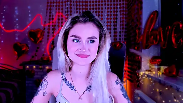  Ravenaa online show from February 19, 10:12 am