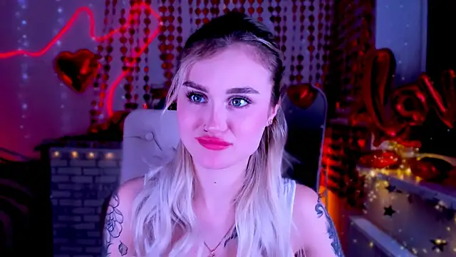  Ravenaa online show from February 25, 2:33 pm