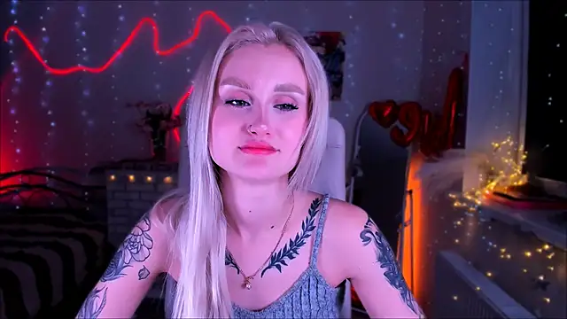  Ravenaa online show from March 14, 3:03 pm