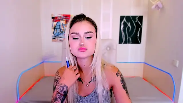  Ravenaa online show from September 12, 8:58 am