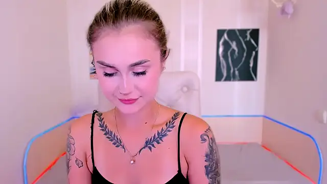  Ravenaa online show from September 13, 8:47 am