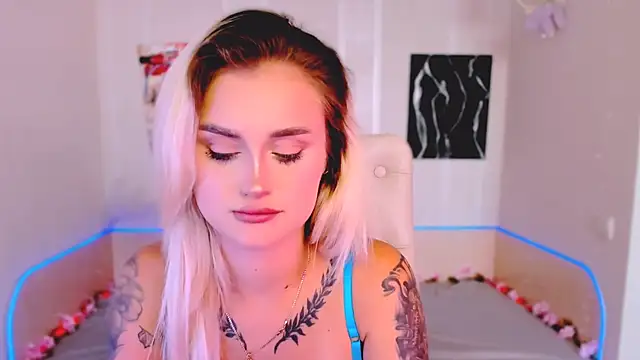  Ravenaa online show from September 29, 12:10 pm