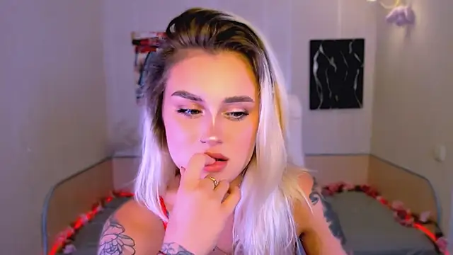  Ravenaa online show from October 6, 2:58 pm