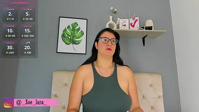 Snapshot of Soe_Lara chatting on March 17, 11:42 am Soe Lara online show from March 17, 11:42 am