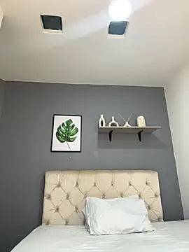 Snapshot of Soe_Lara chatting on September 10, 10:59 am Soe Lara online show from September 10, 10:59 am