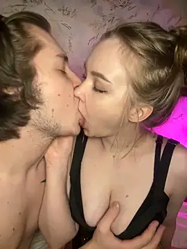 Family-Mm1 online show from March 15, 3:23 am