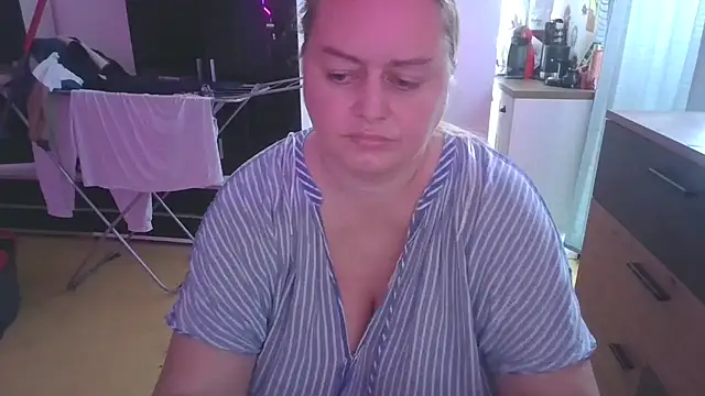 Meliss Official9 online show from March 10, 6:16 am