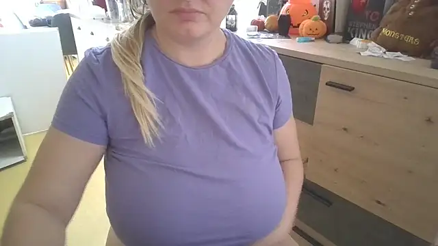 Meliss Official9 online show from October 24, 8:55 am