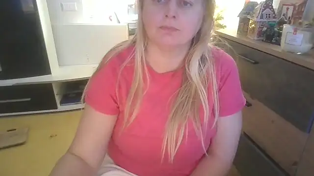 Meliss Official9 online show from January 9, 11:35 am