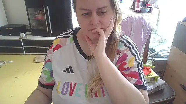 Meliss Official9 online show from April 4, 10:13 am